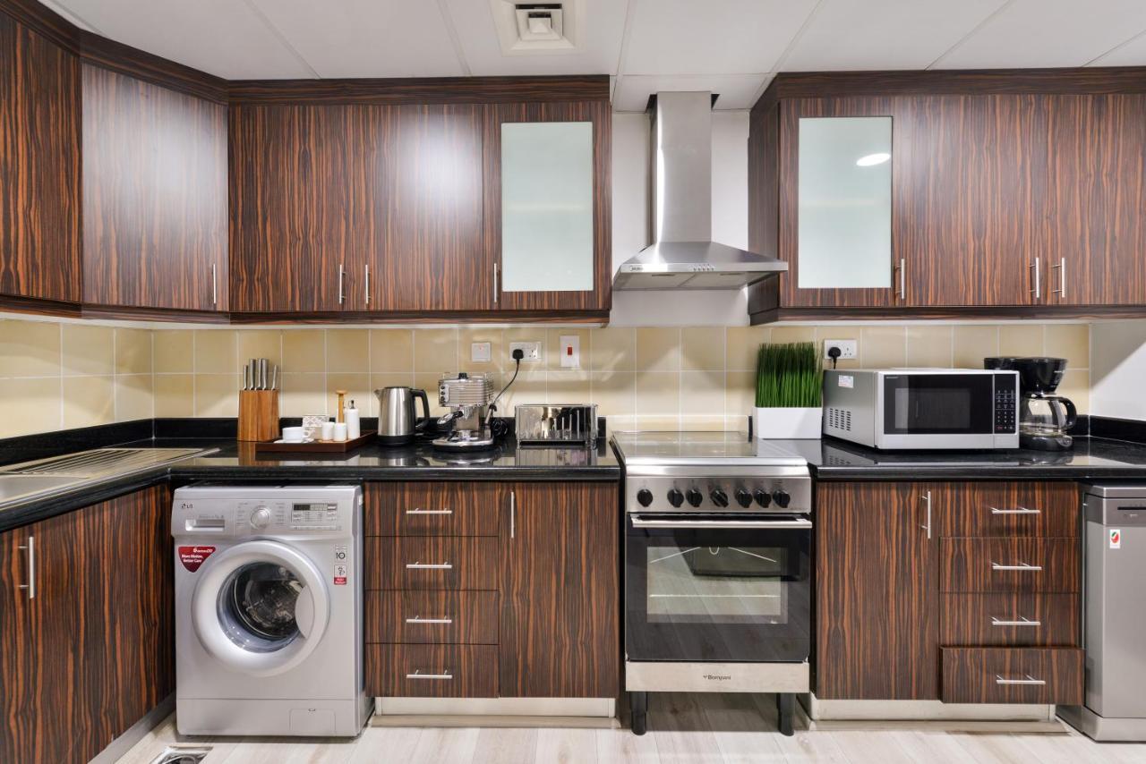 Luxury Jbr Shams - Marina View - Free 5 Star Beach Resorts Access! Dubai Exteriör bild